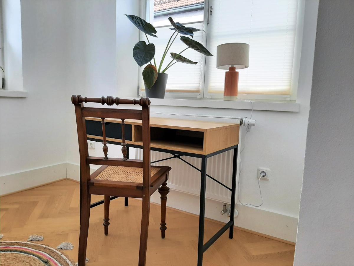 Apartment 4-6 Personen I 80Qm I Altstadt I Dachterasse I Parkplatz Straubing Dış mekan fotoğraf